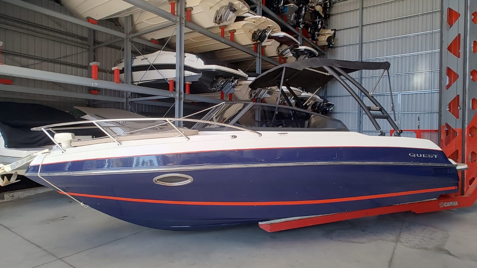 Quest 225 2023 Mercruiser 250 hp B III